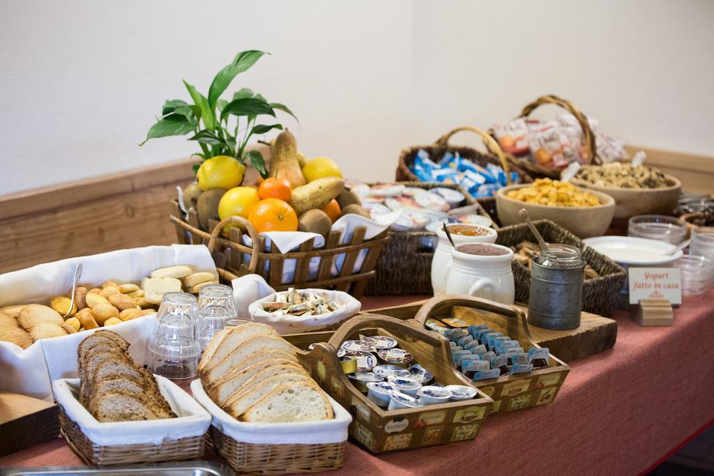 Hotel Restaurant La Barme Cogne Zewnętrze zdjęcie