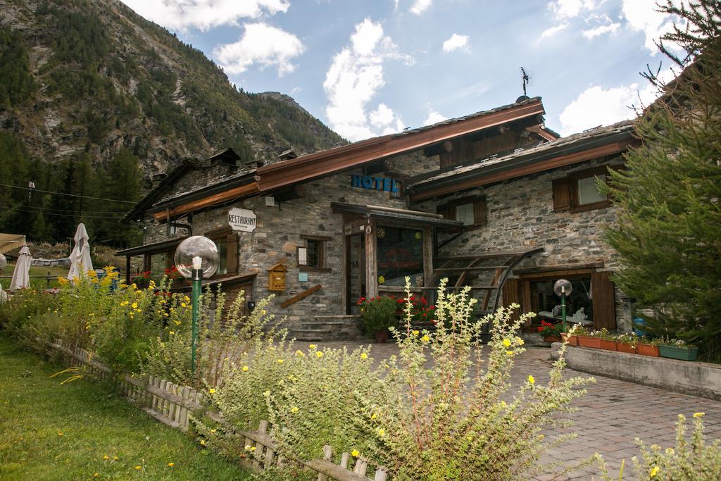 Hotel Restaurant La Barme Cogne Zewnętrze zdjęcie