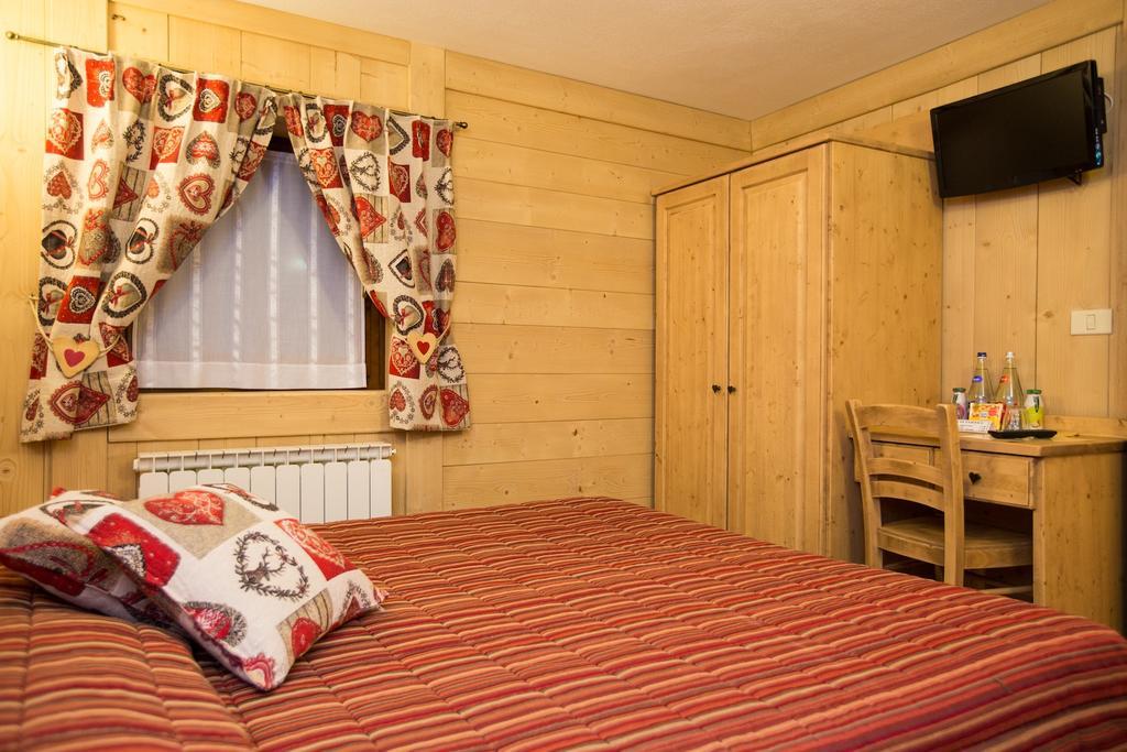 Hotel Restaurant La Barme Cogne Zewnętrze zdjęcie