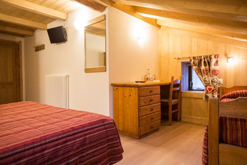 Hotel Restaurant La Barme Cogne Zewnętrze zdjęcie